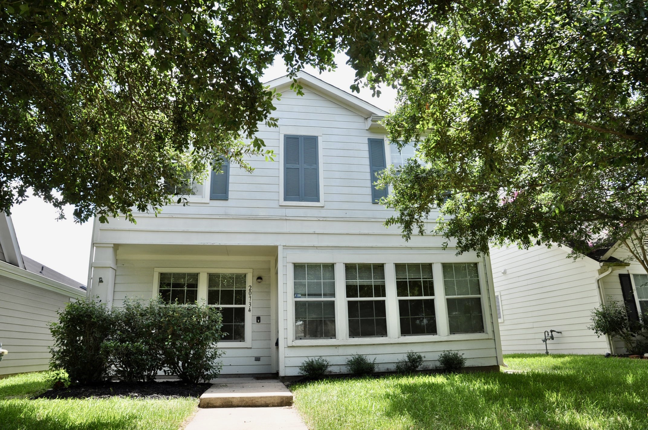 Listing photo 1