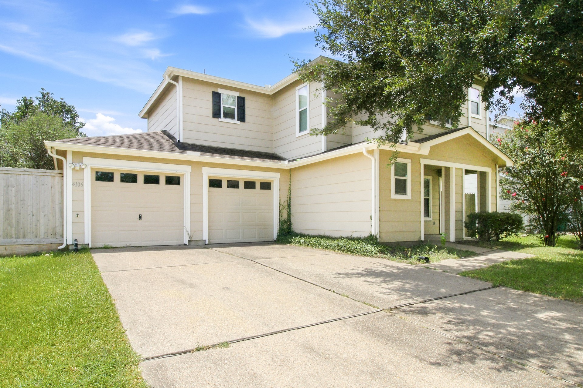 Listing photo 1
