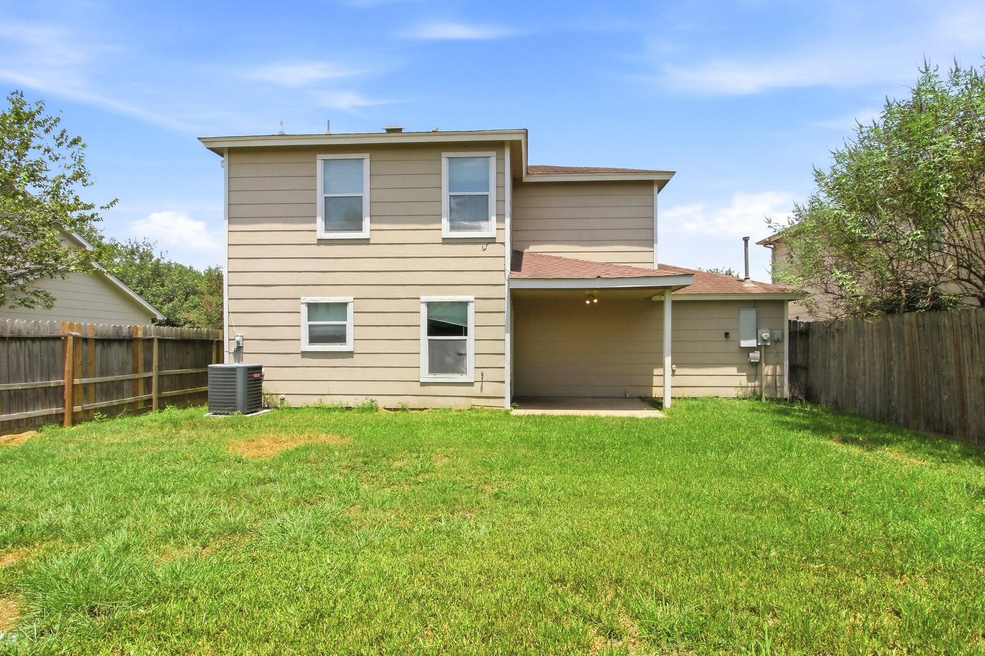 Listing photo 3