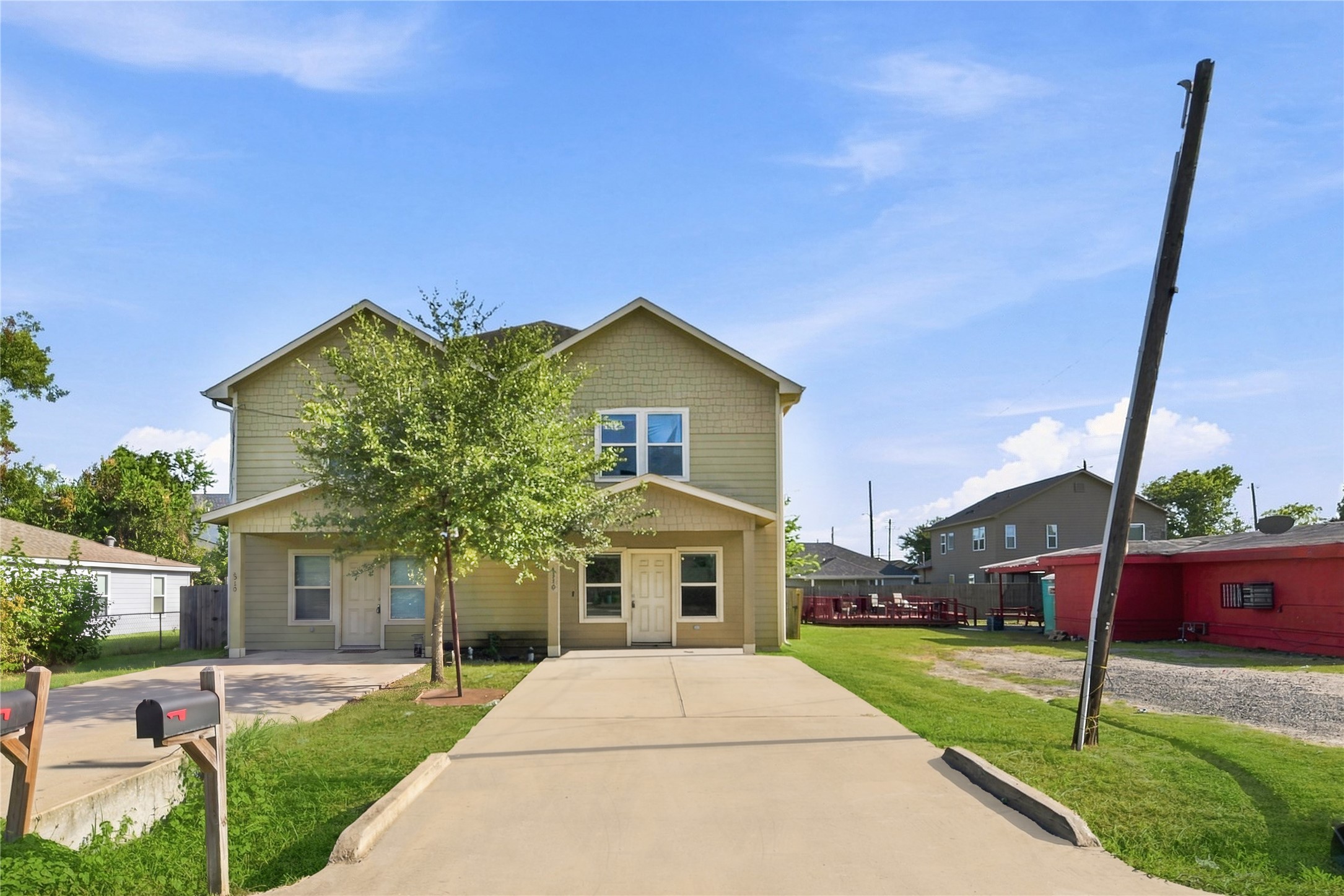 Listing photo 1
