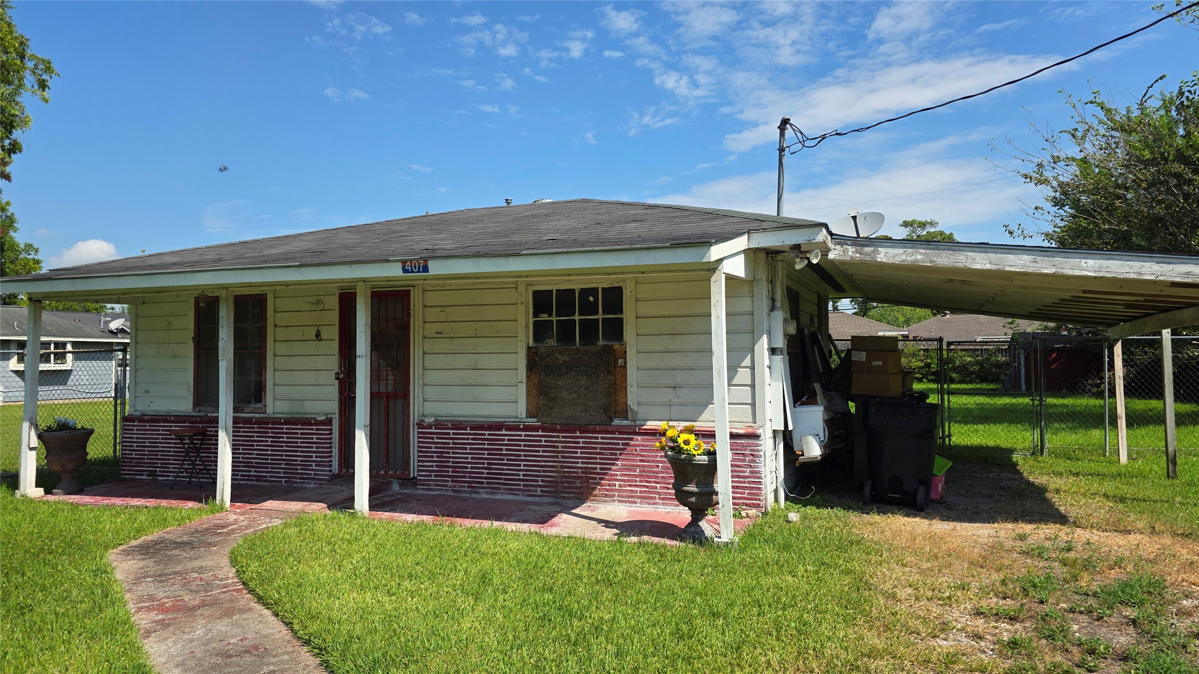 Listing photo 1