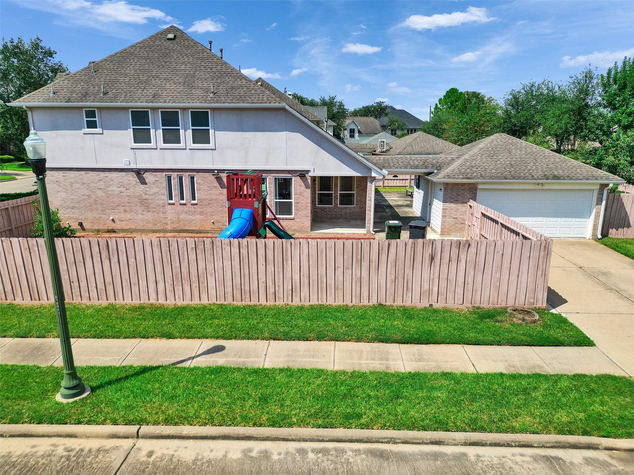 Listing photo 5