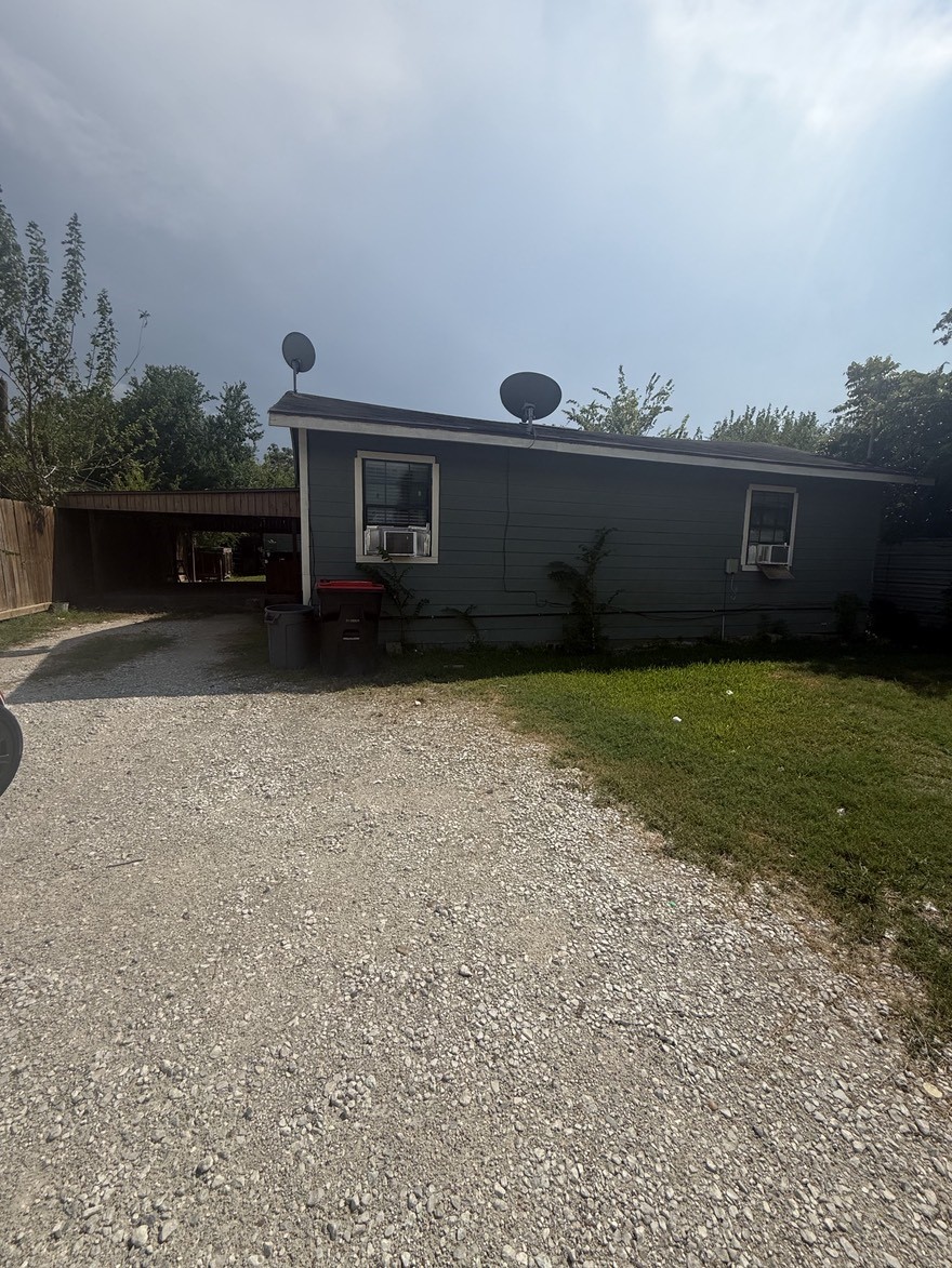 Listing photo 1