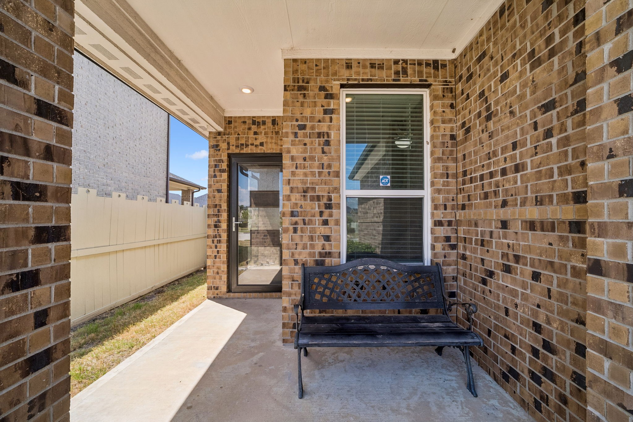 Listing photo 4