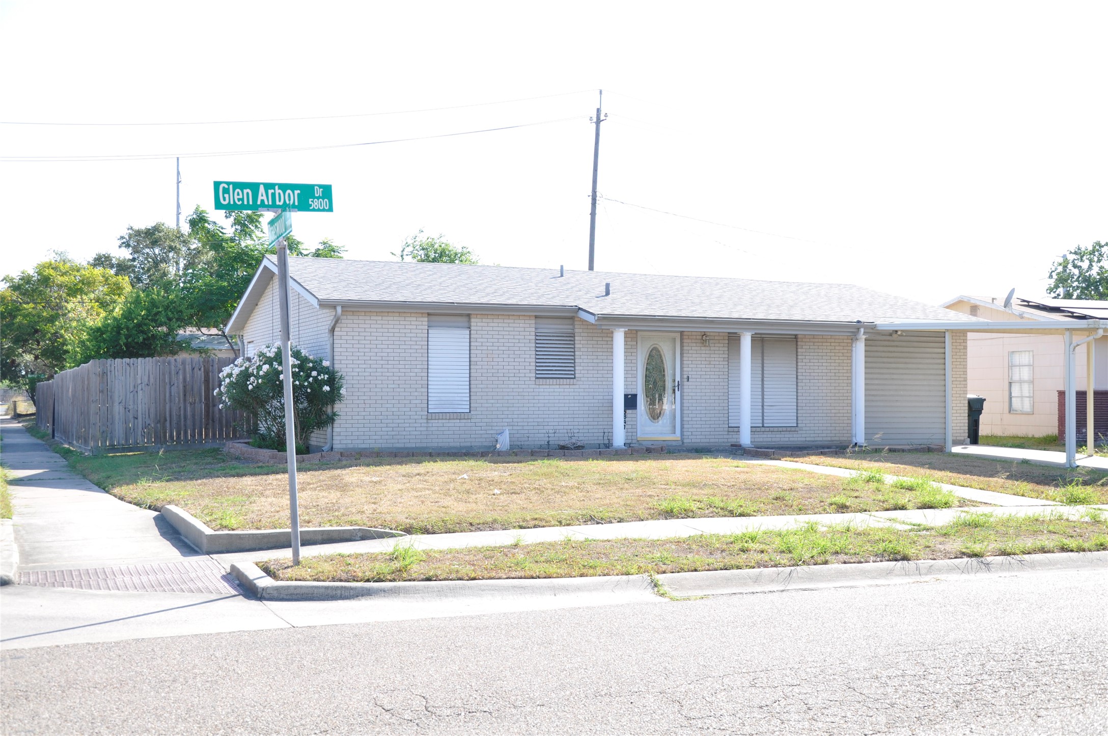 Listing photo 1