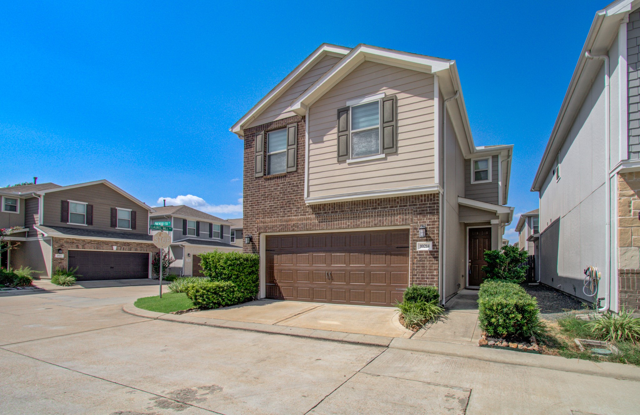 Listing photo 3