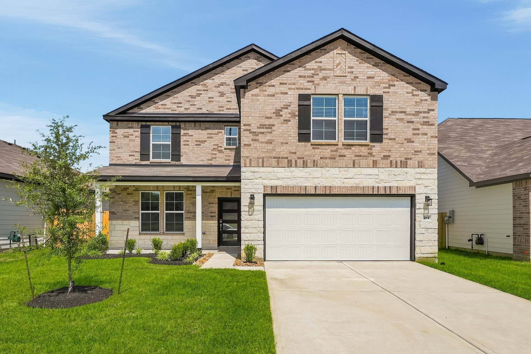 Listing photo 1
