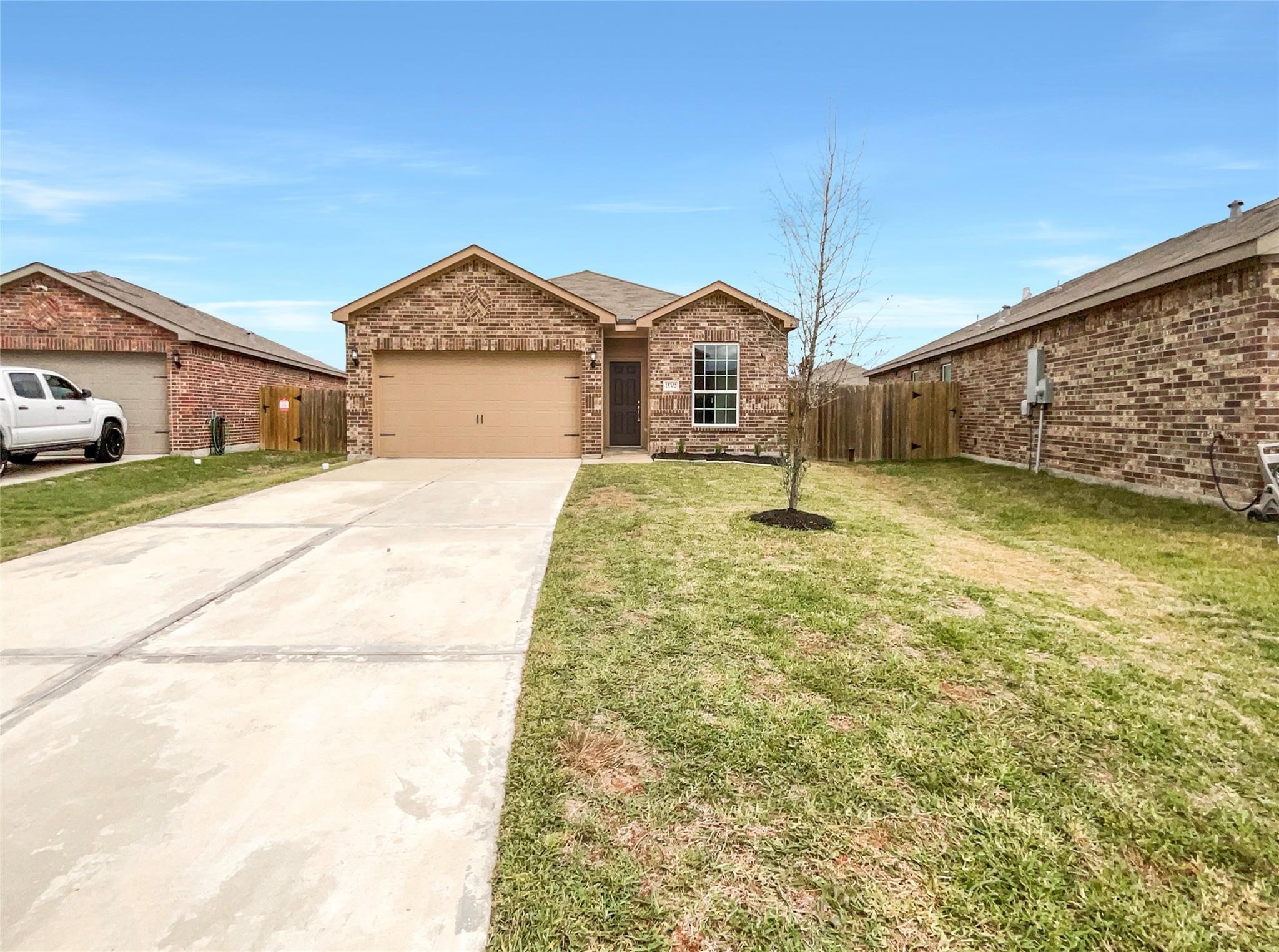 Listing photo 1