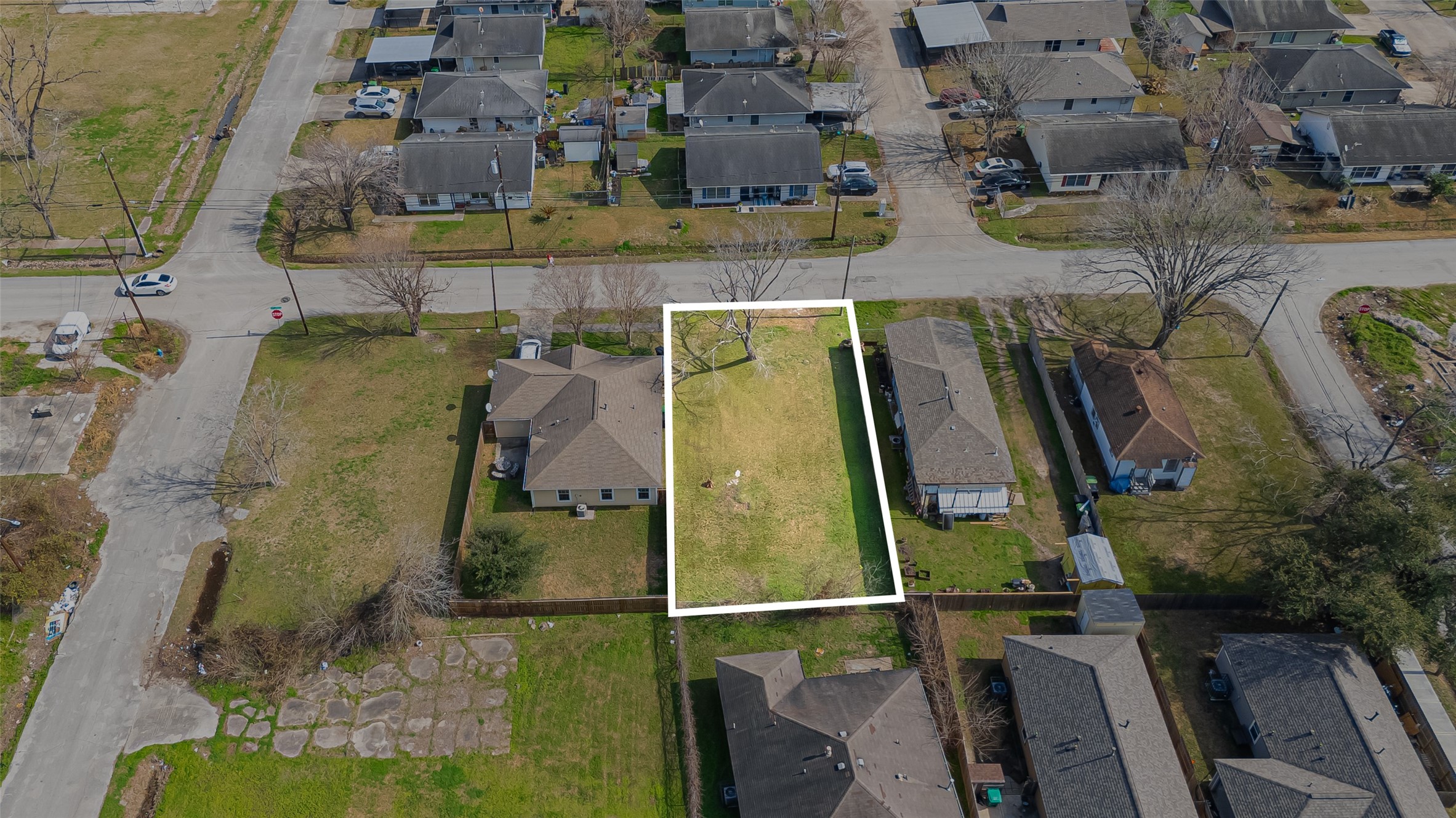 Listing photo 1