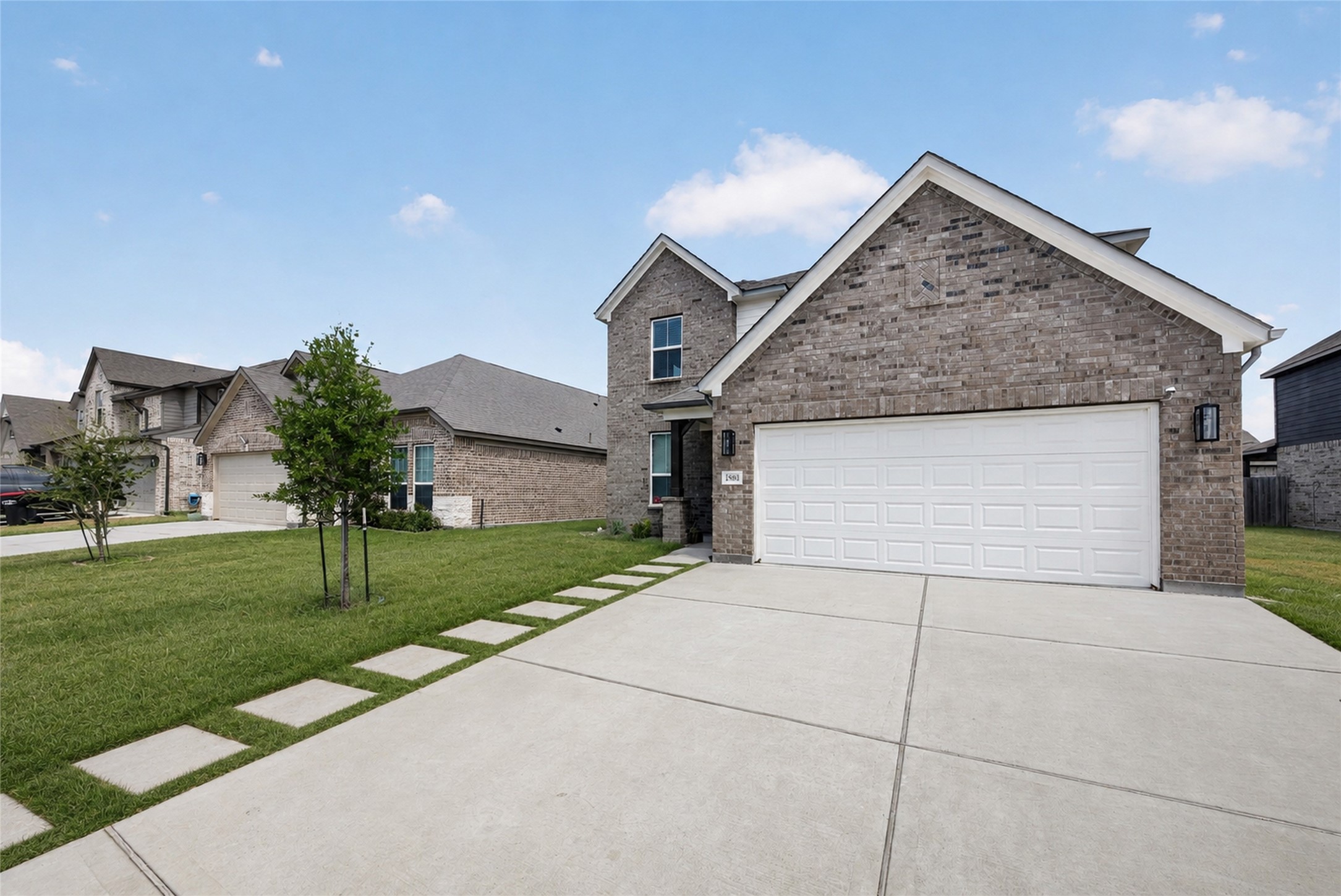 Listing photo 1