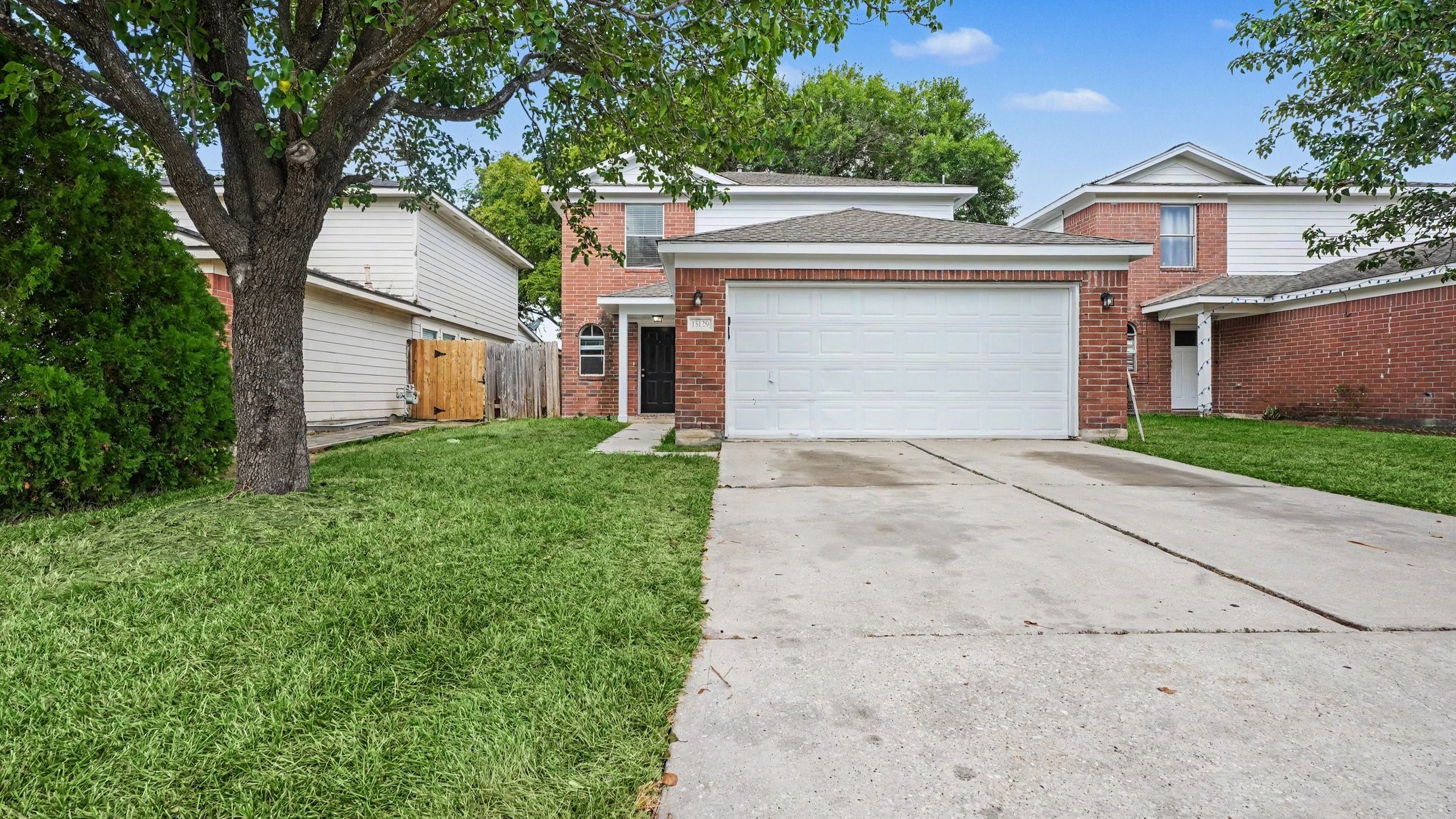Listing photo 2