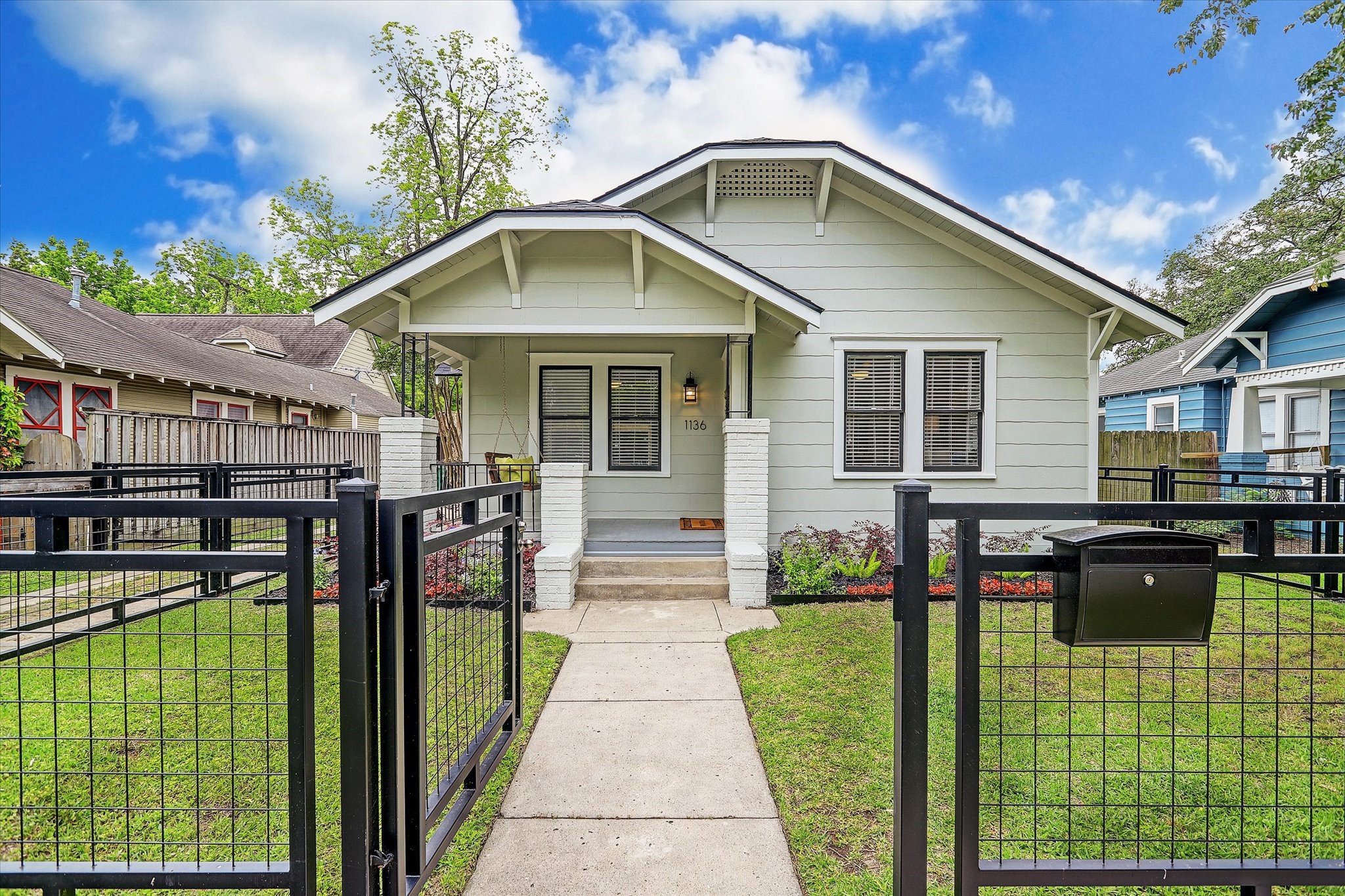 Listing photo 1