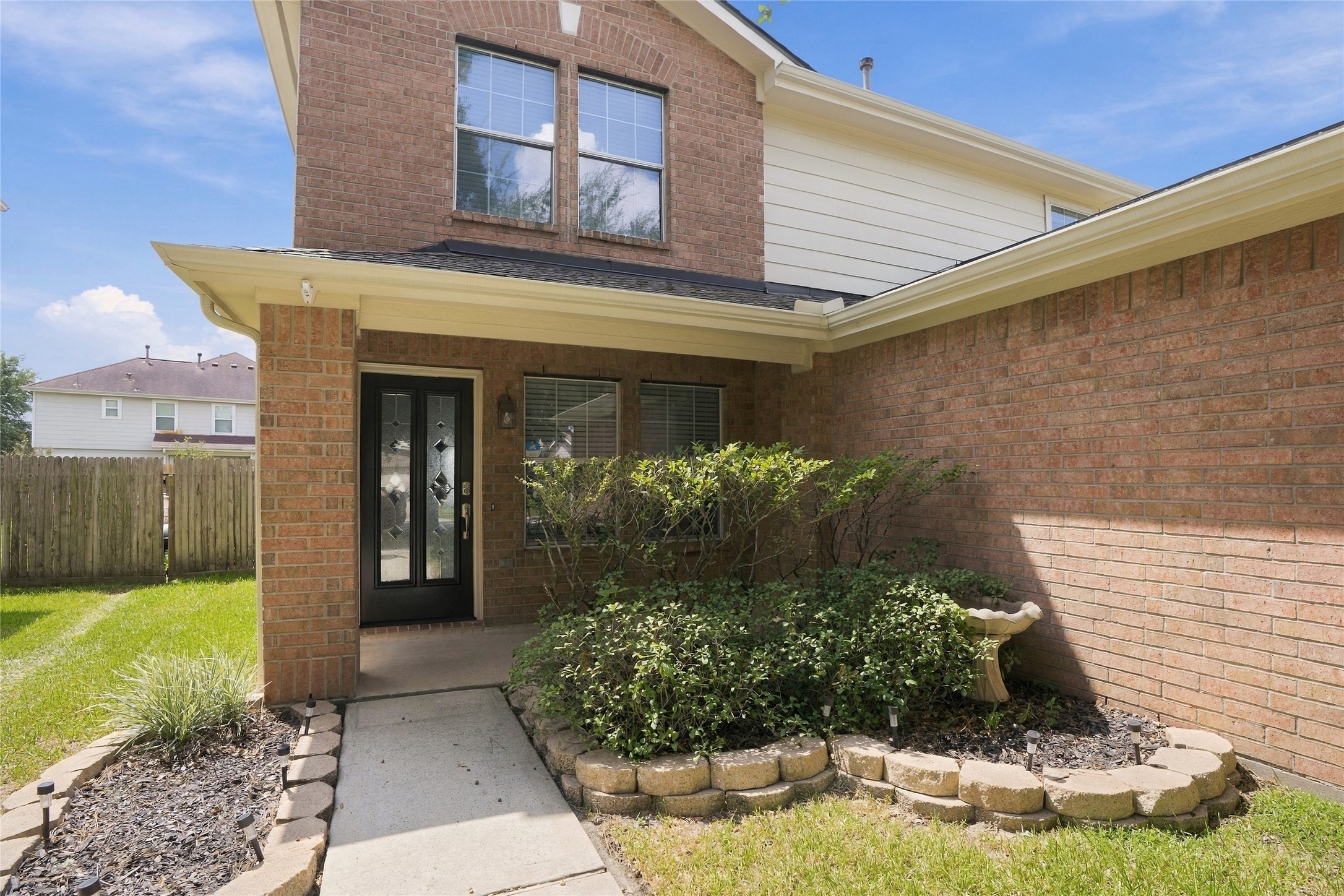 Listing photo 3