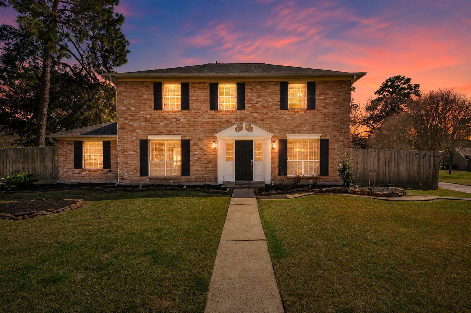 Listing photo 1
