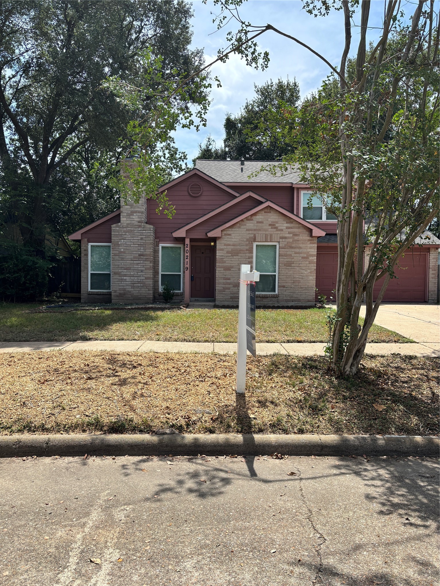 Listing photo 1
