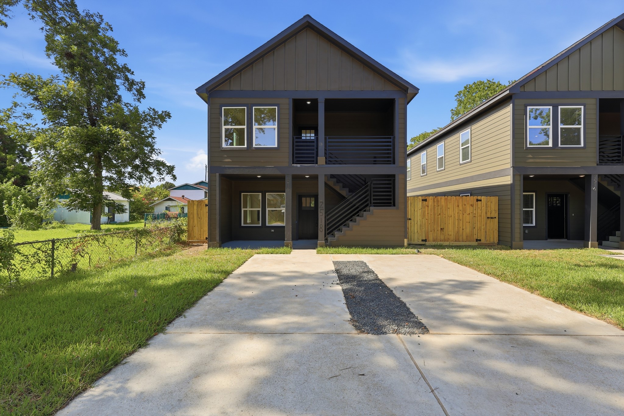 Listing photo 4