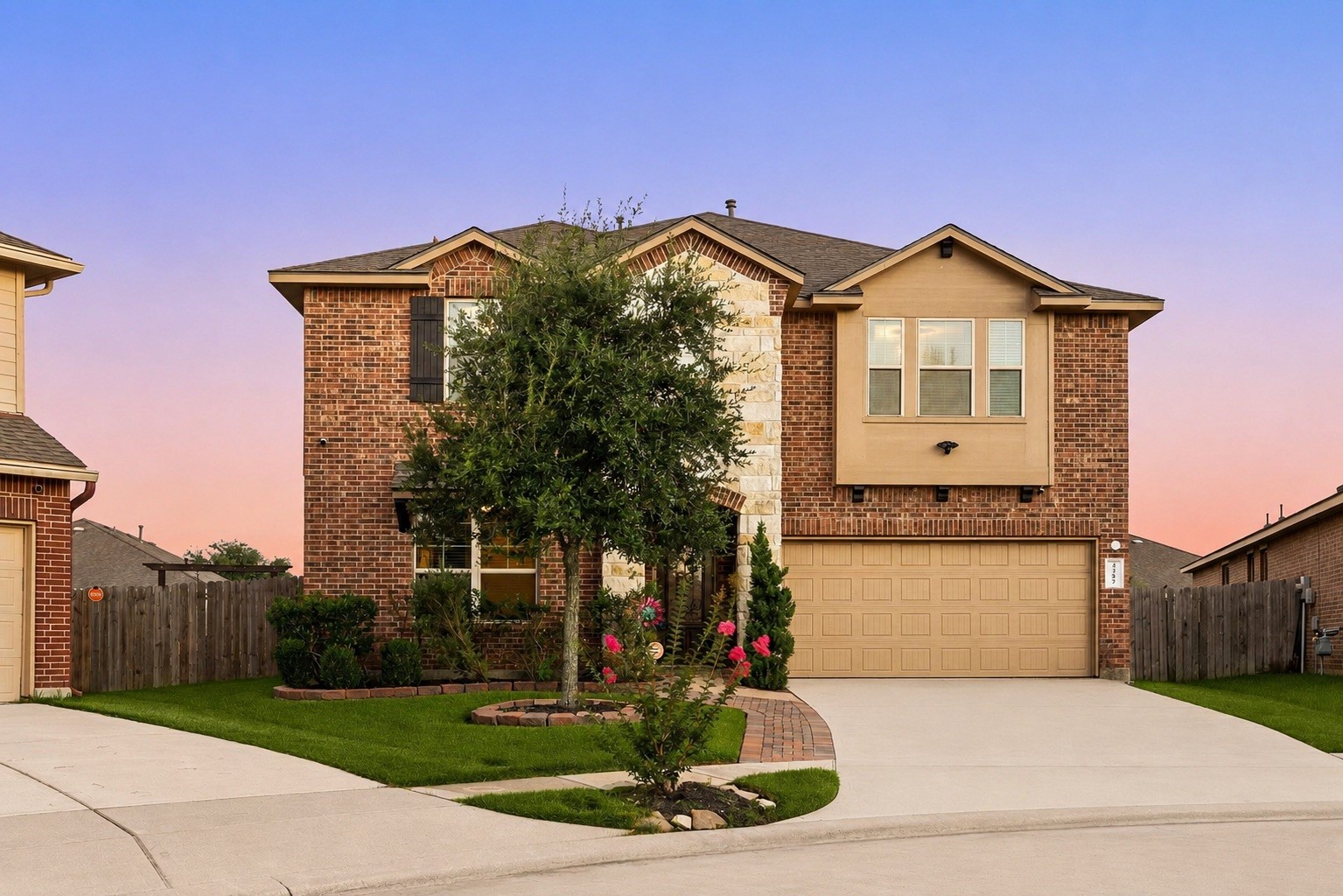 Listing photo 1