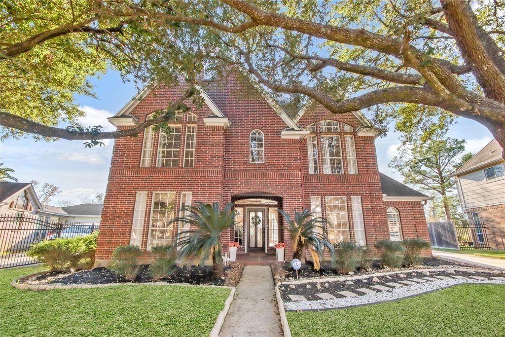 Listing photo 1