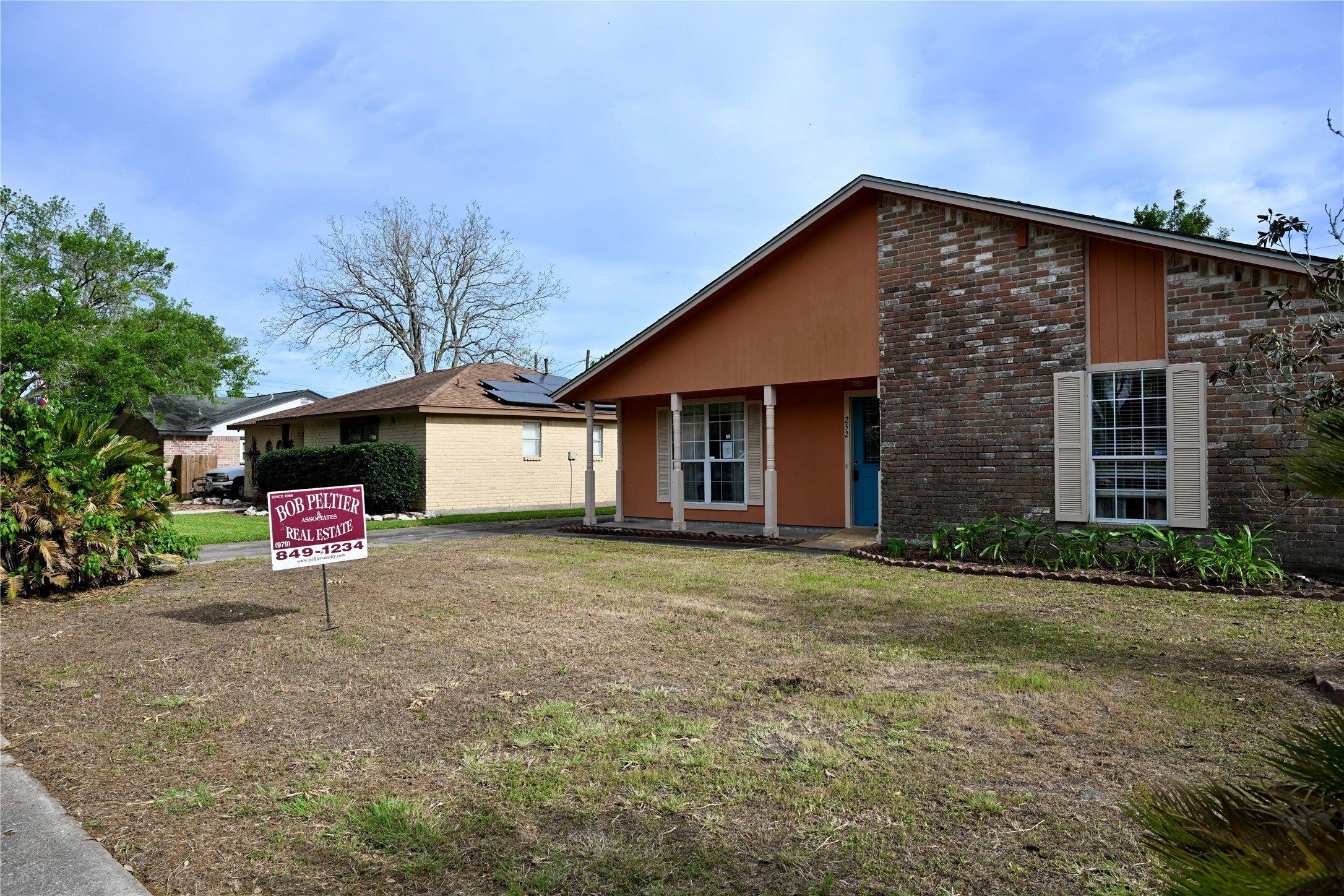 Listing photo 4