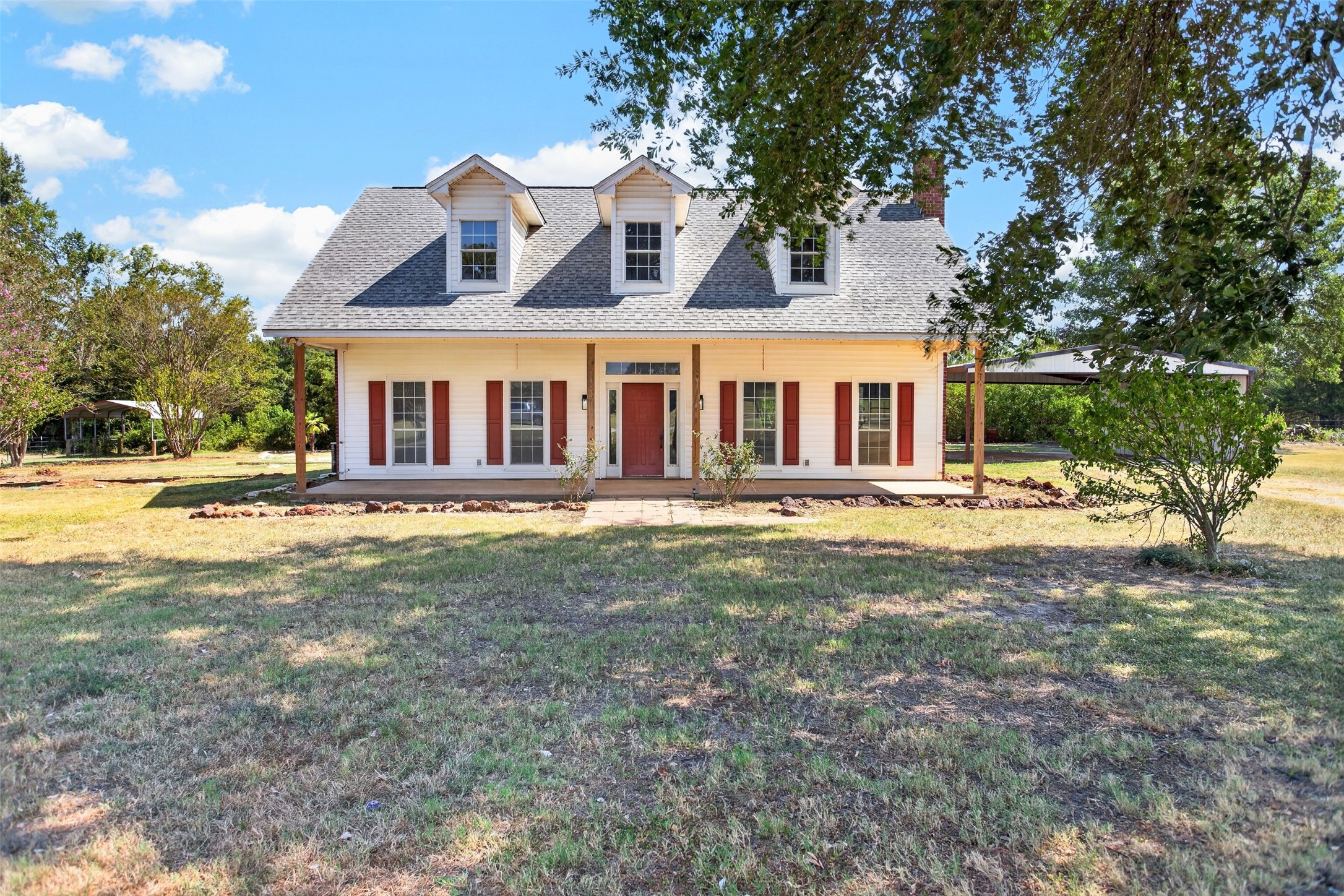 Listing photo 1
