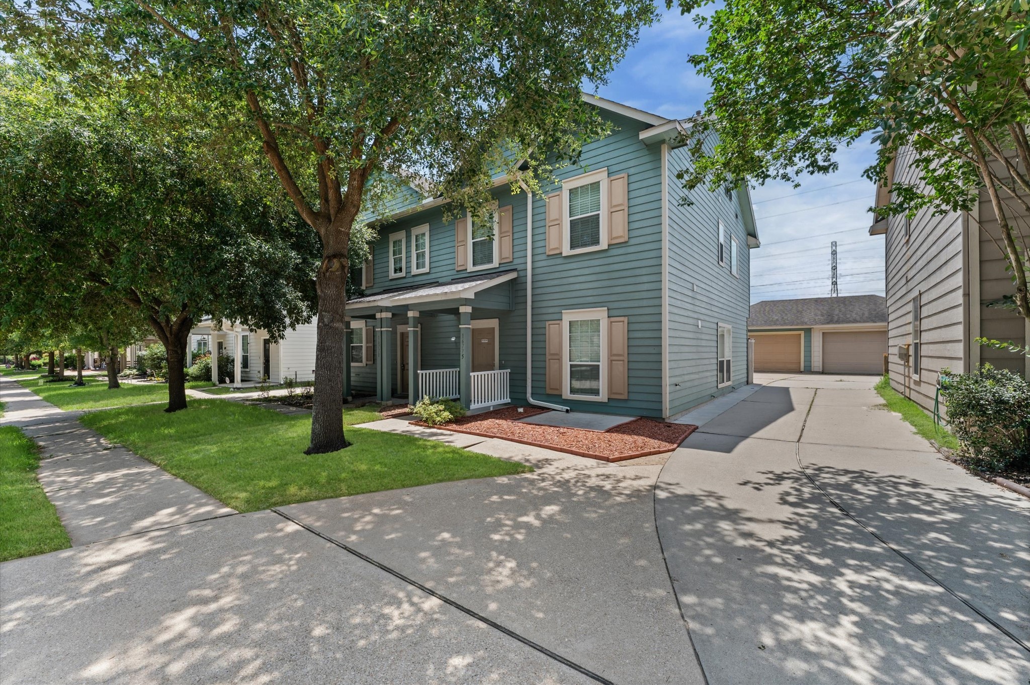 Listing photo 1