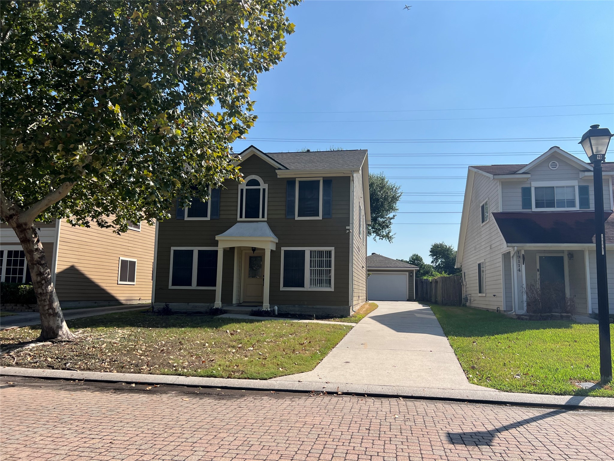 Listing photo 1
