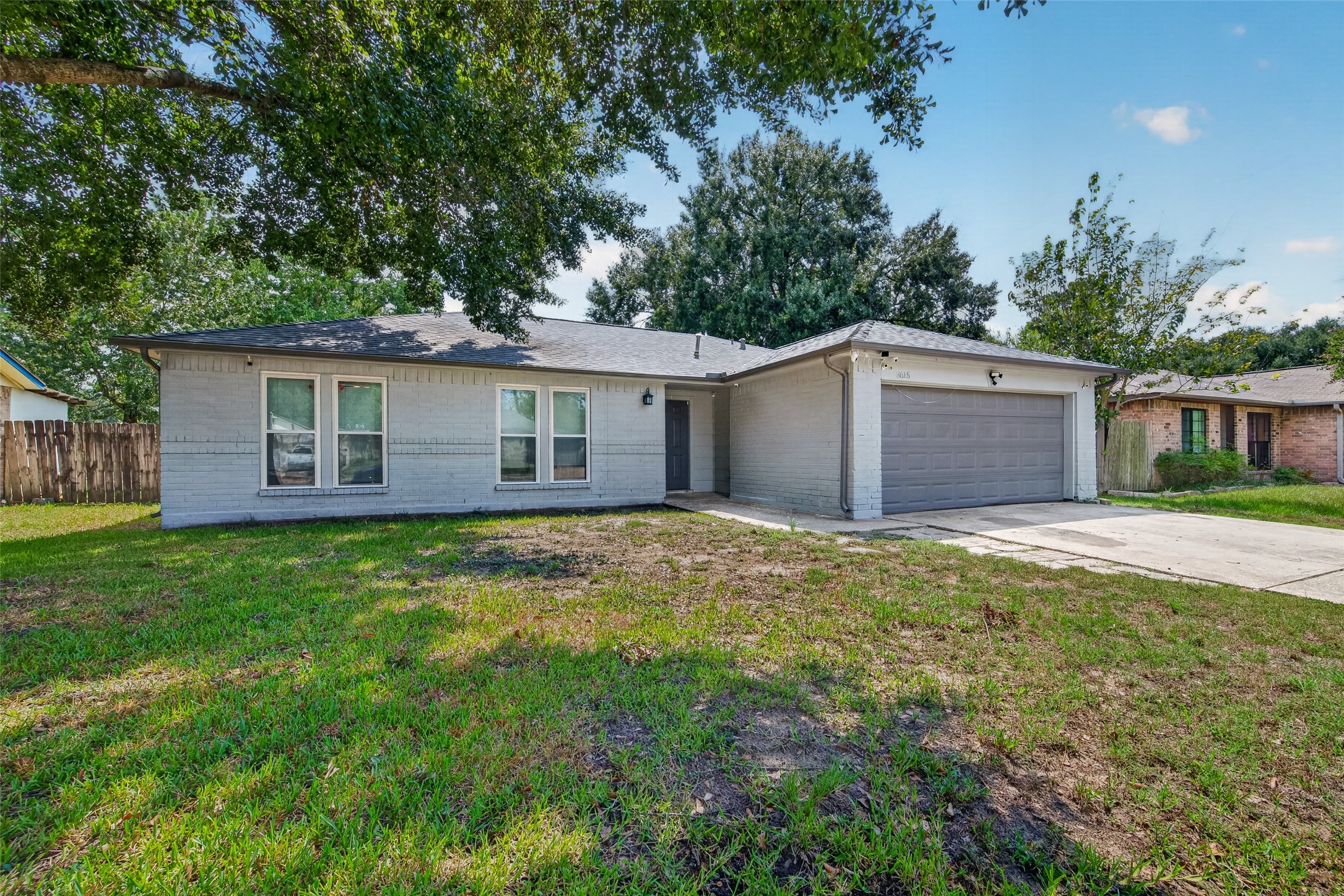 Listing photo 1