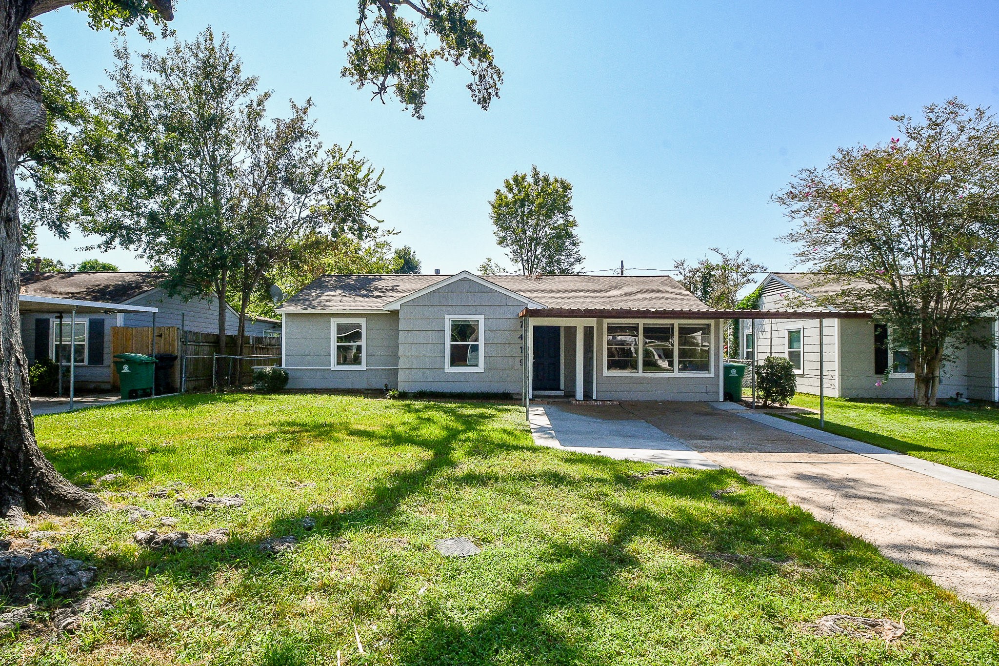 Listing photo 4