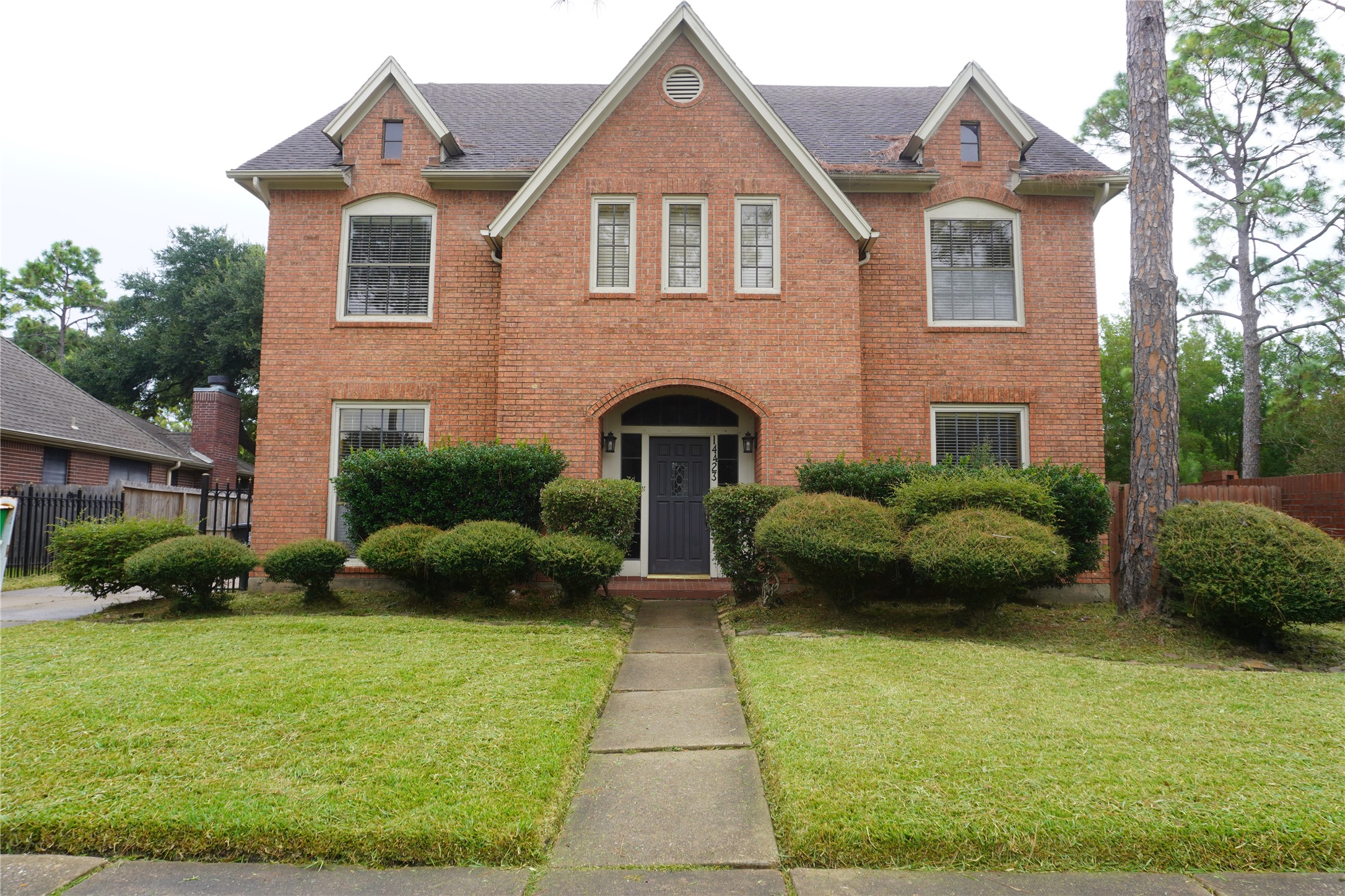 Listing photo 1