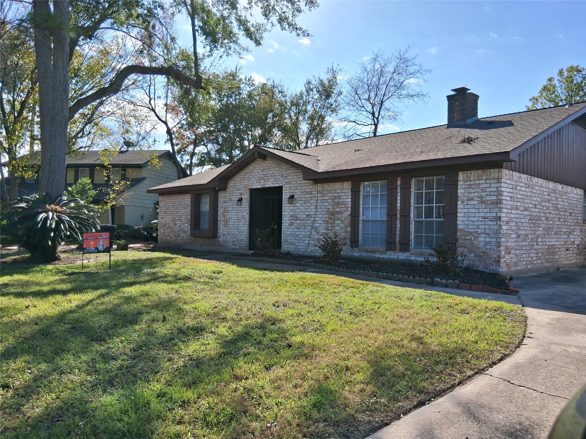 Listing photo 1