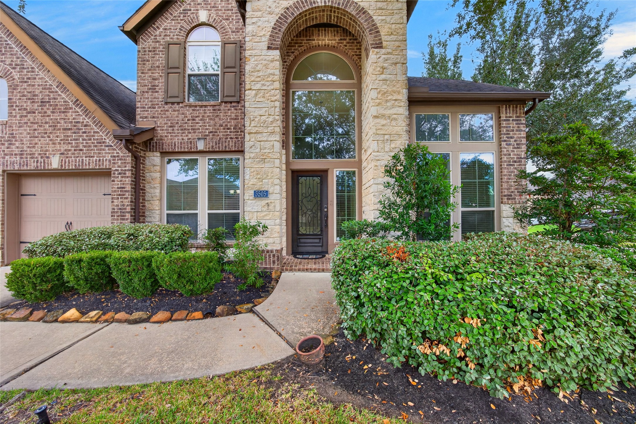 Listing photo 4