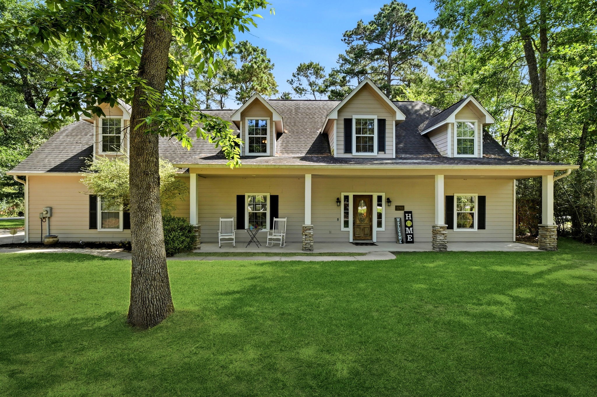 Listing photo 1