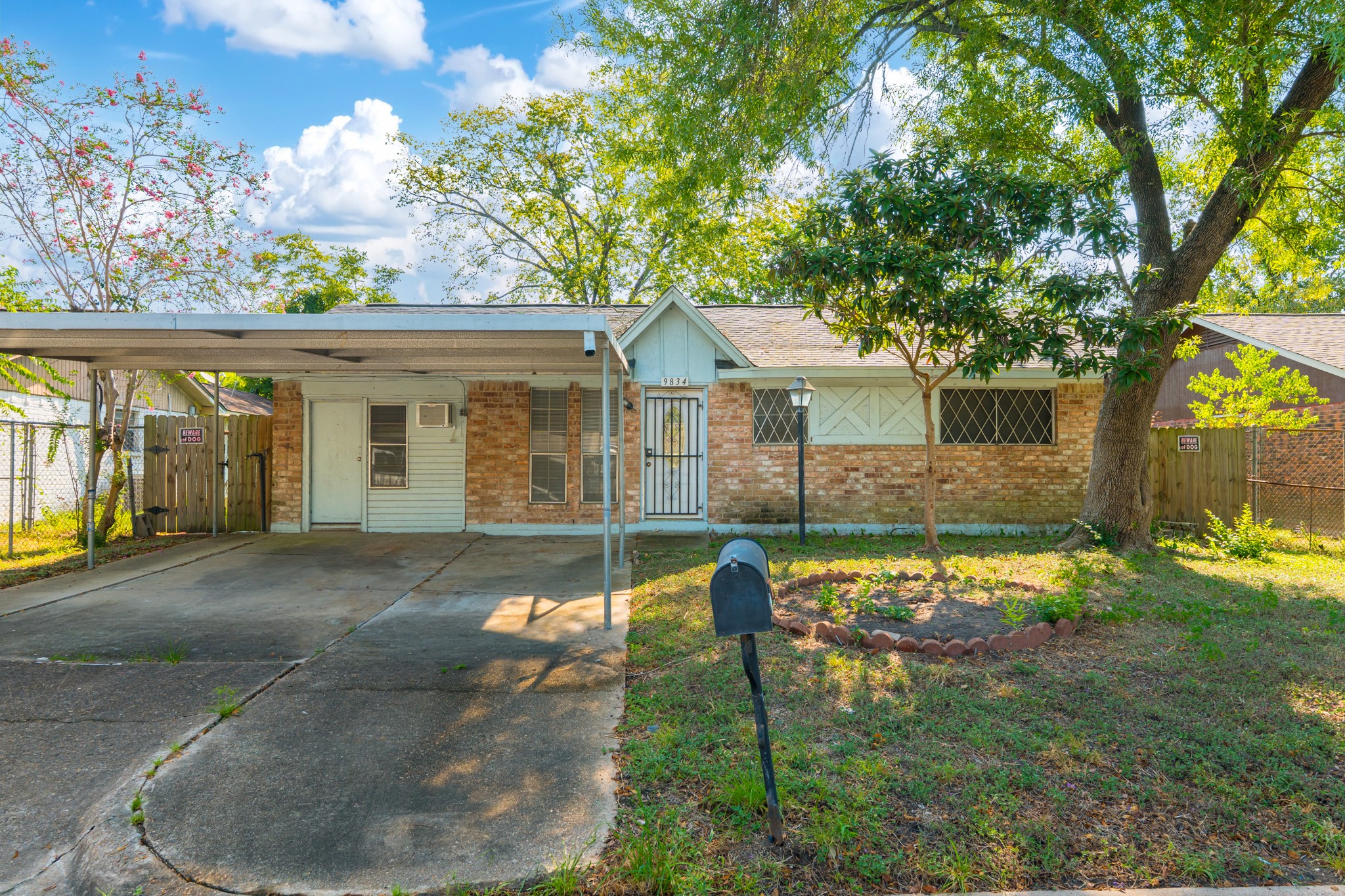 Listing photo 1