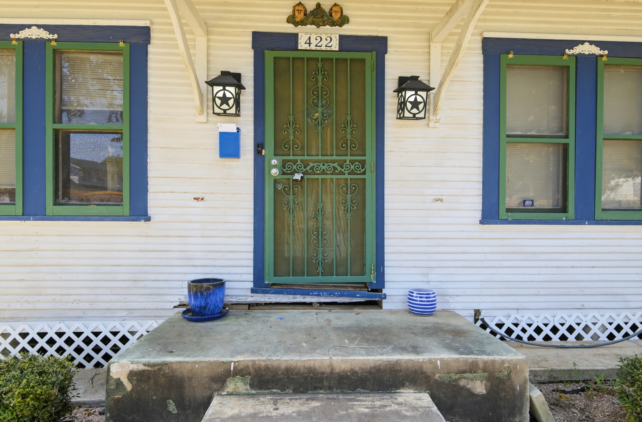 Listing photo 1