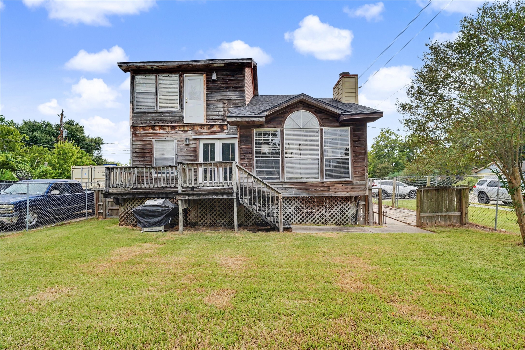 Listing photo 1