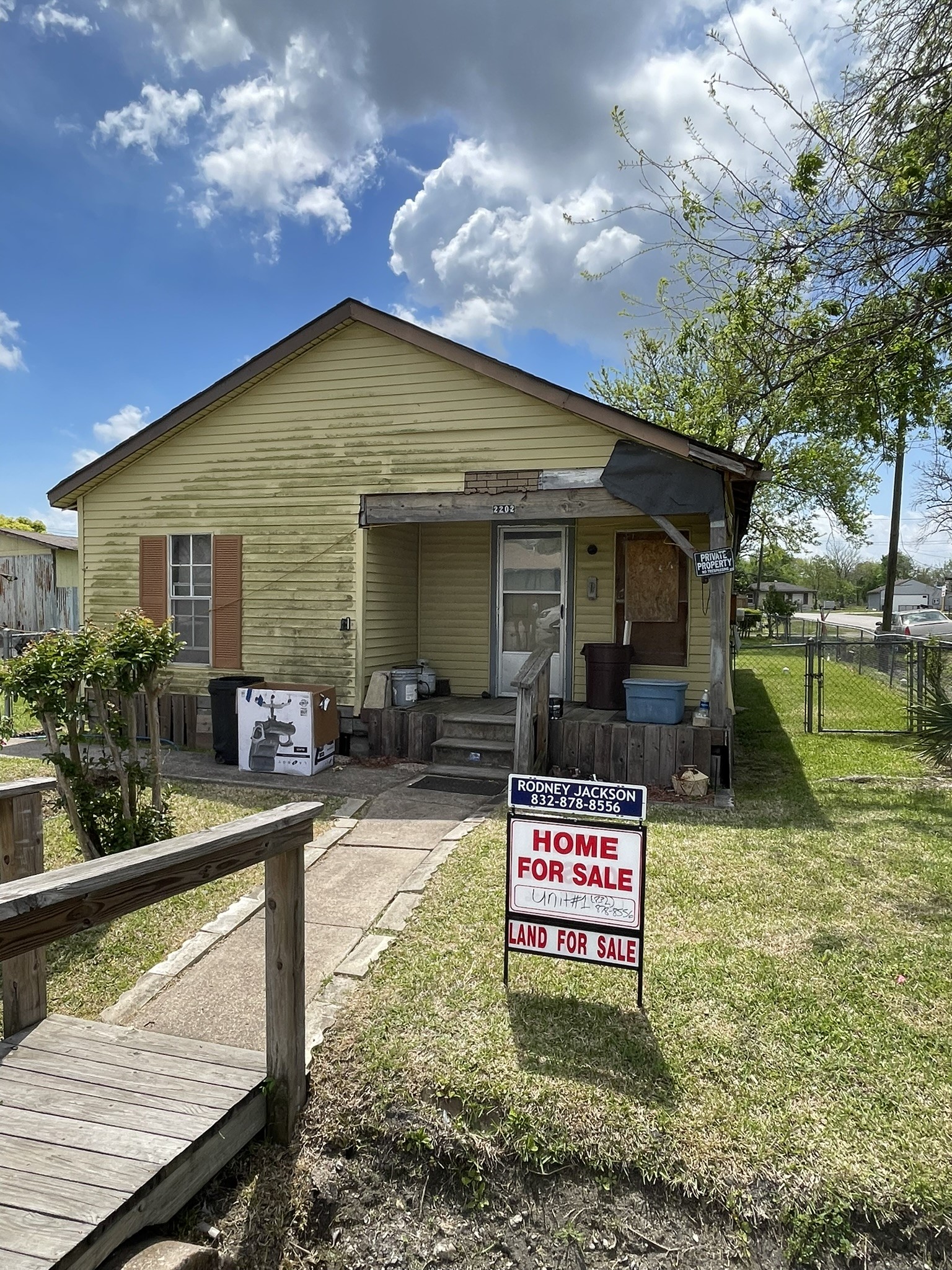 Listing photo 1