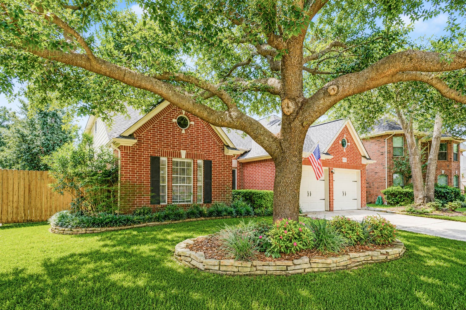 Listing photo 4