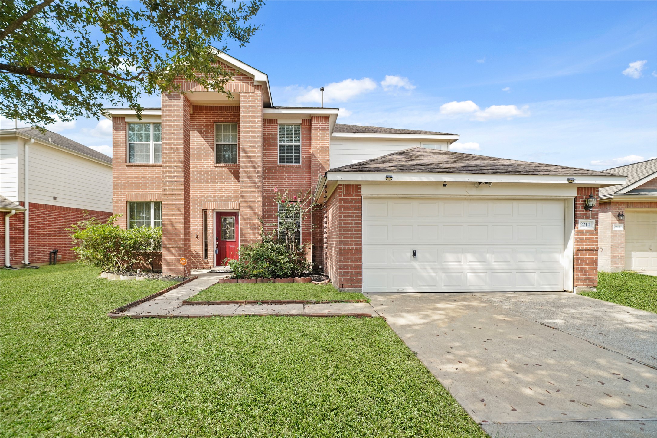 Listing photo 1