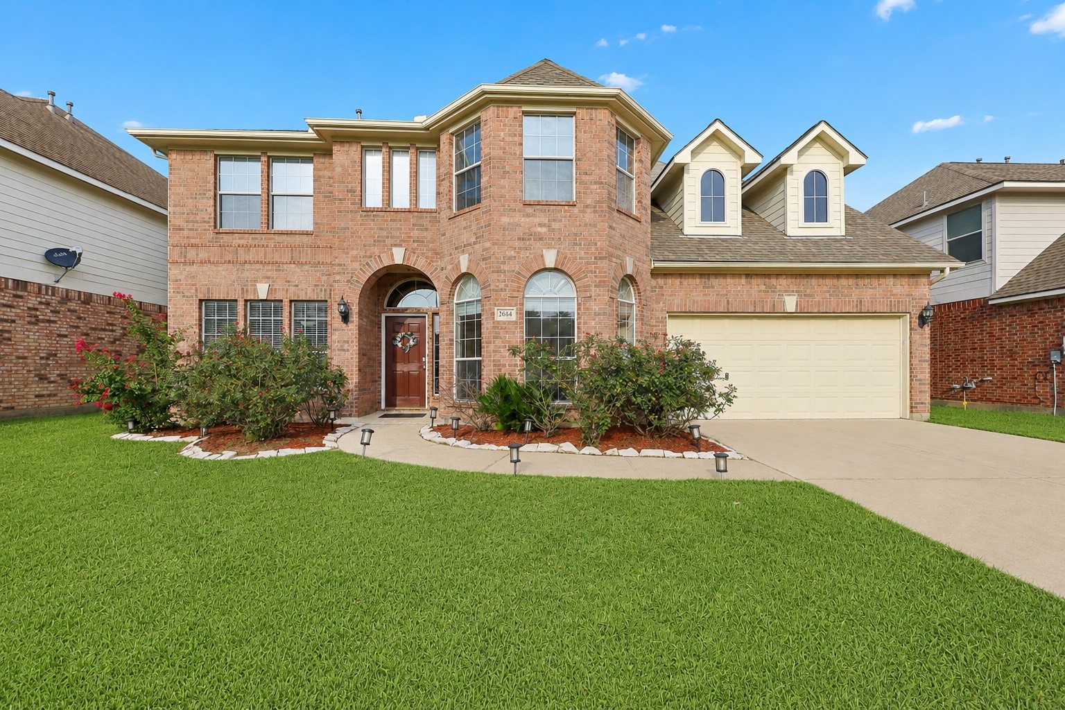 Listing photo 1