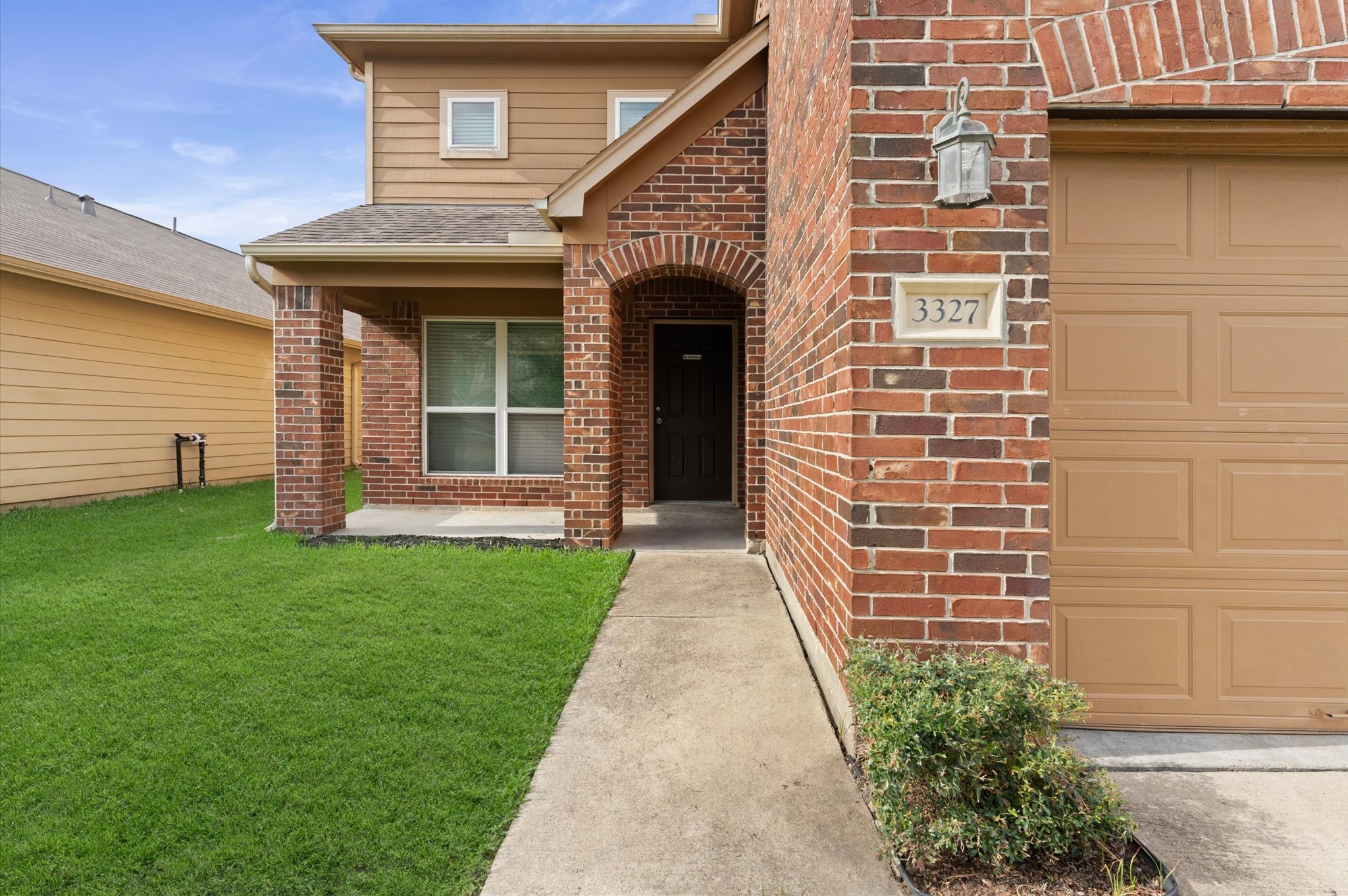 Listing photo 4