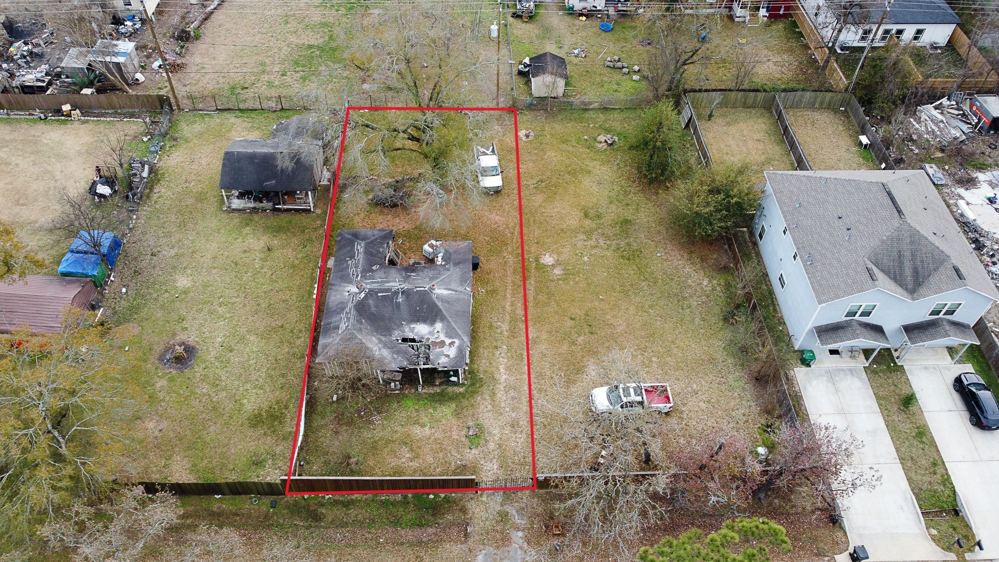 Listing photo 2