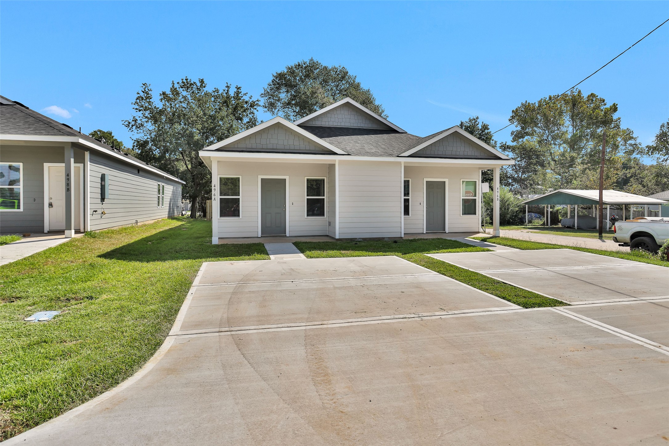Listing photo 1
