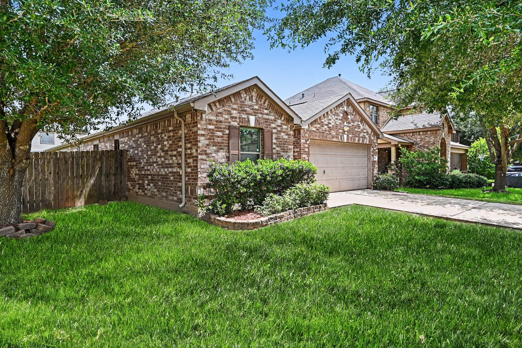 Listing photo 4