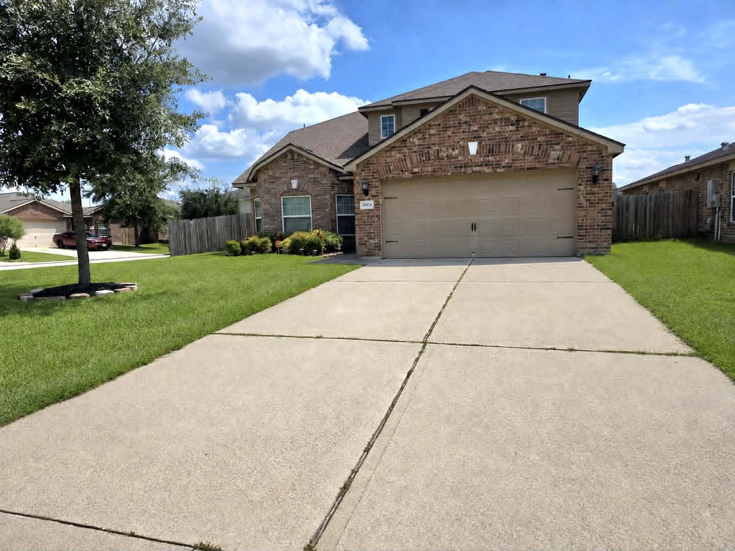 Listing photo 1
