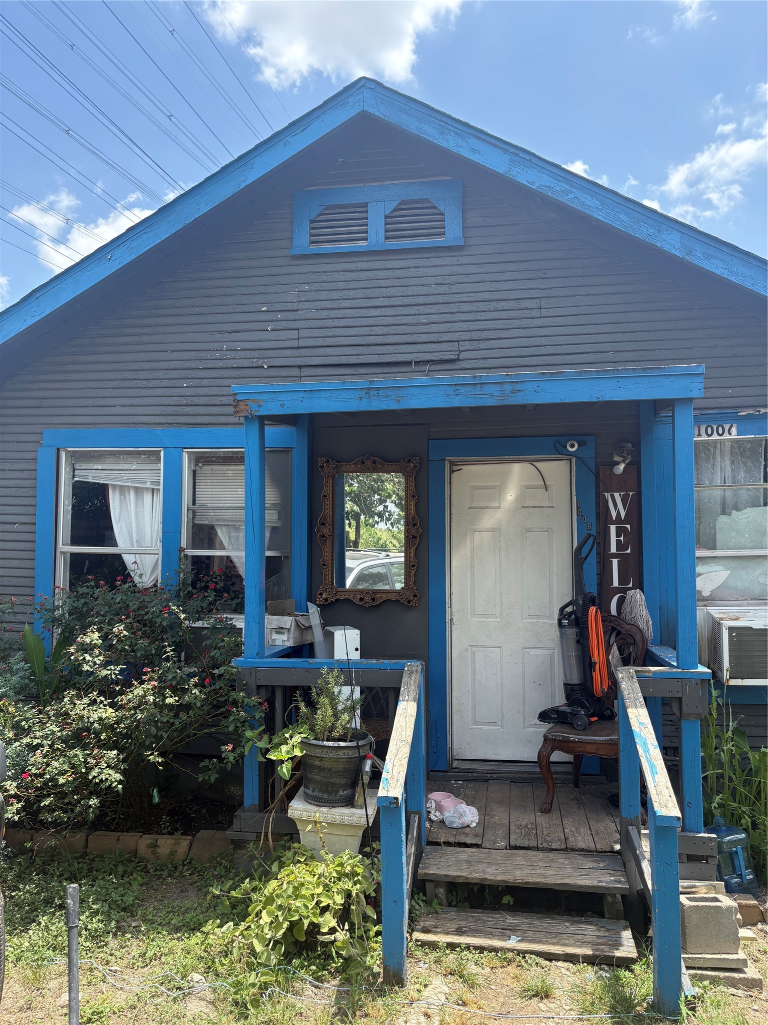 Listing photo 1