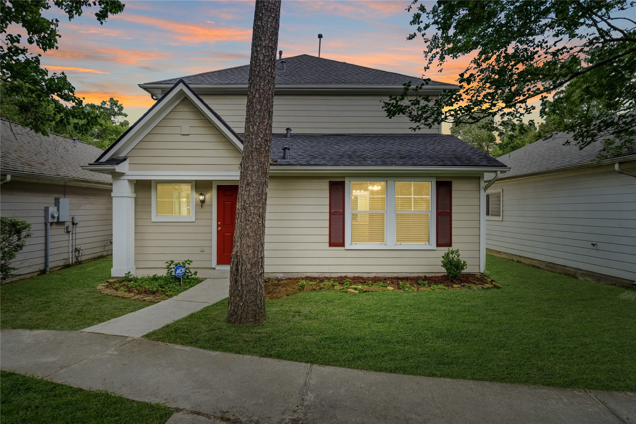Listing photo 1