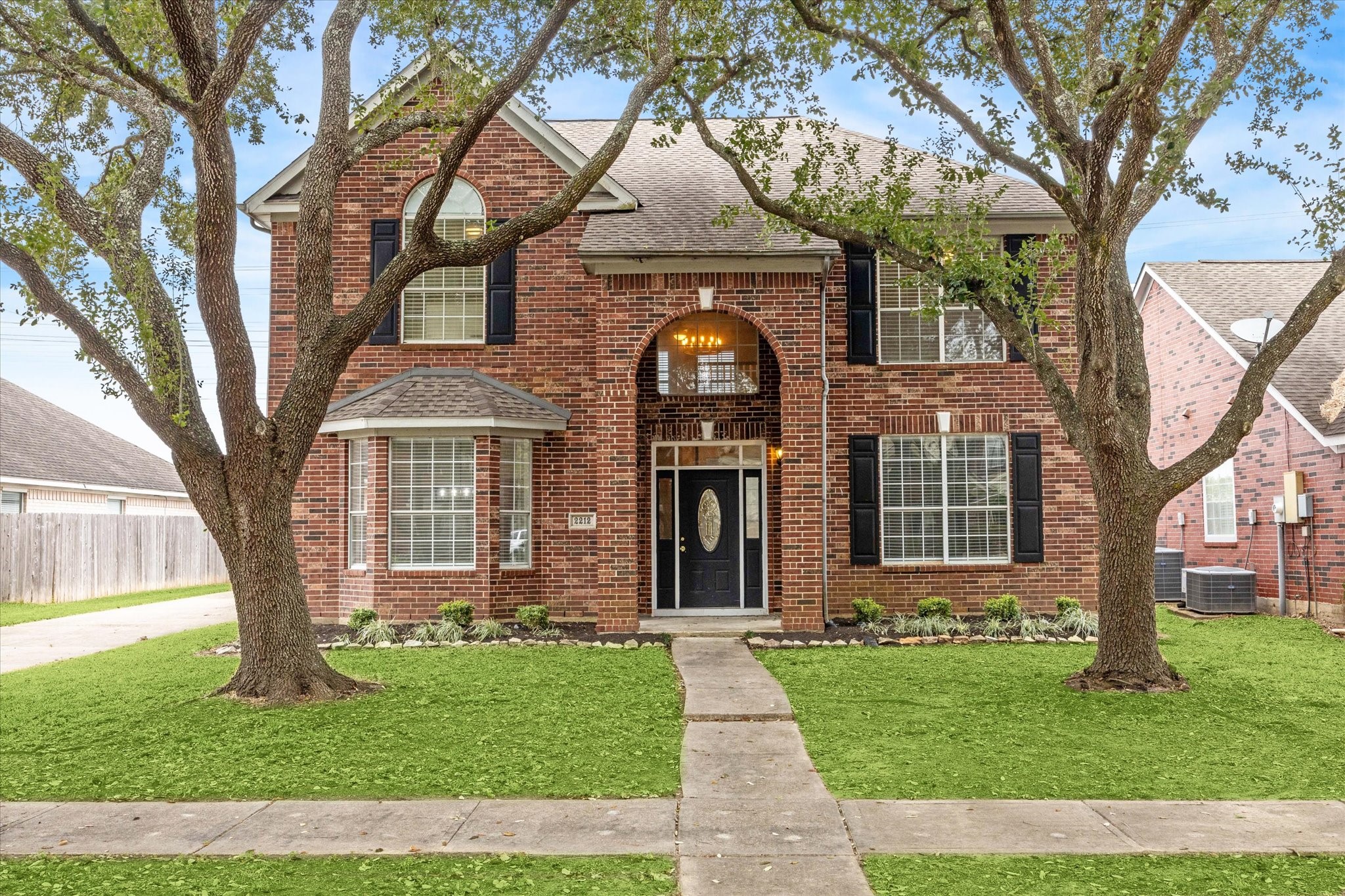 2212 Golden Sails Drive