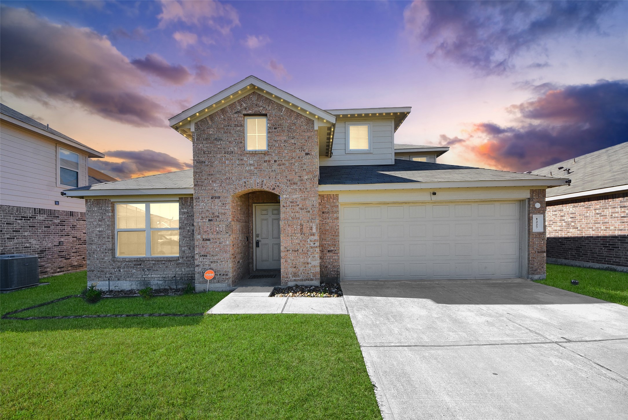 Listing photo 1