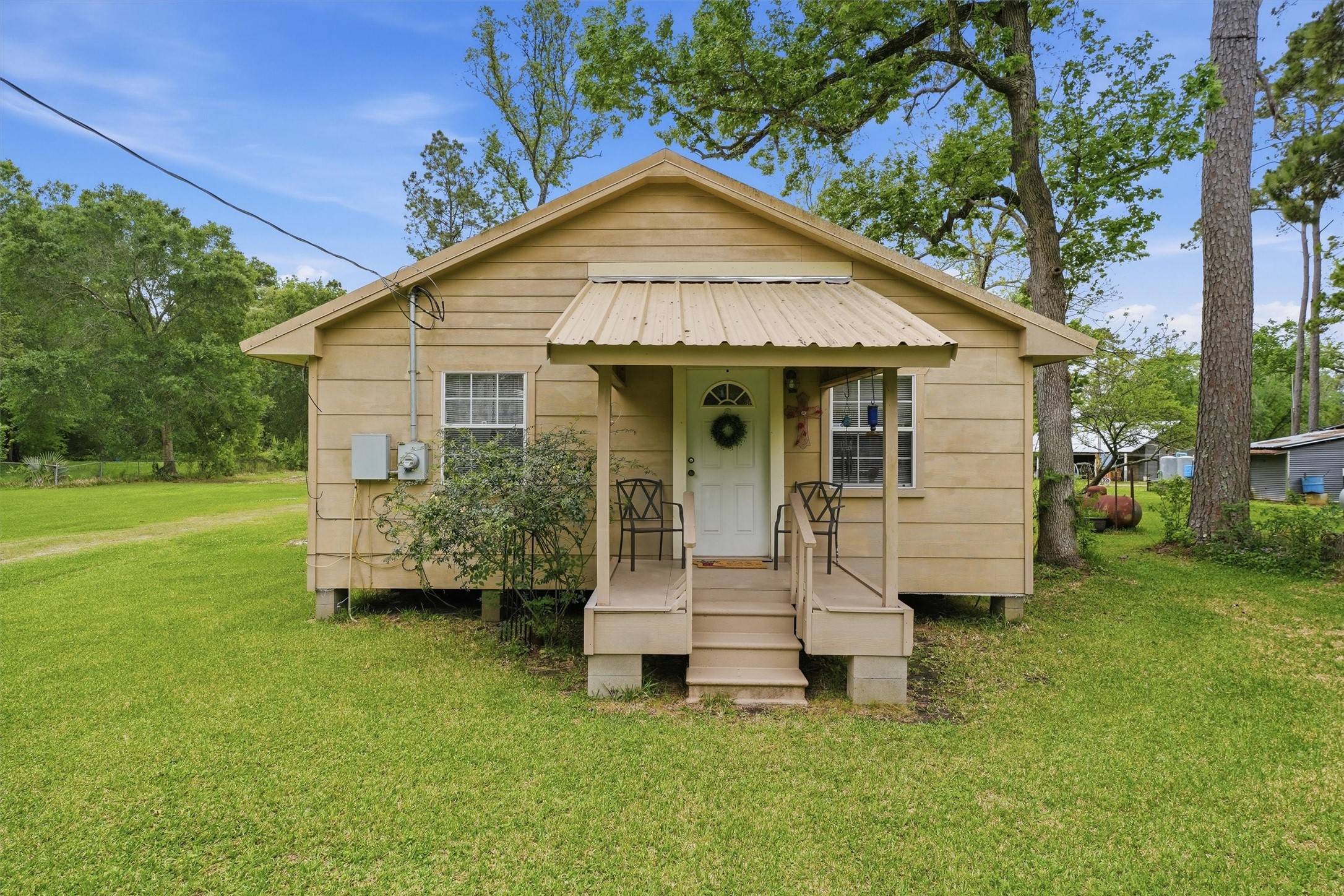 Listing photo 1