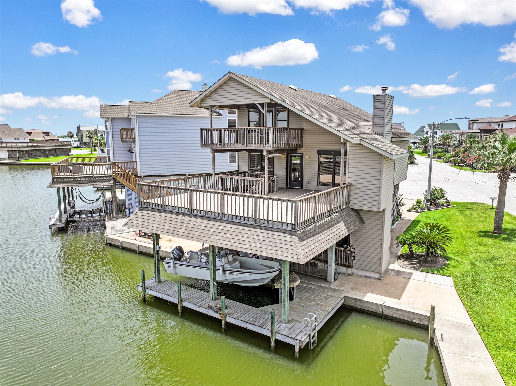 Listing photo 1